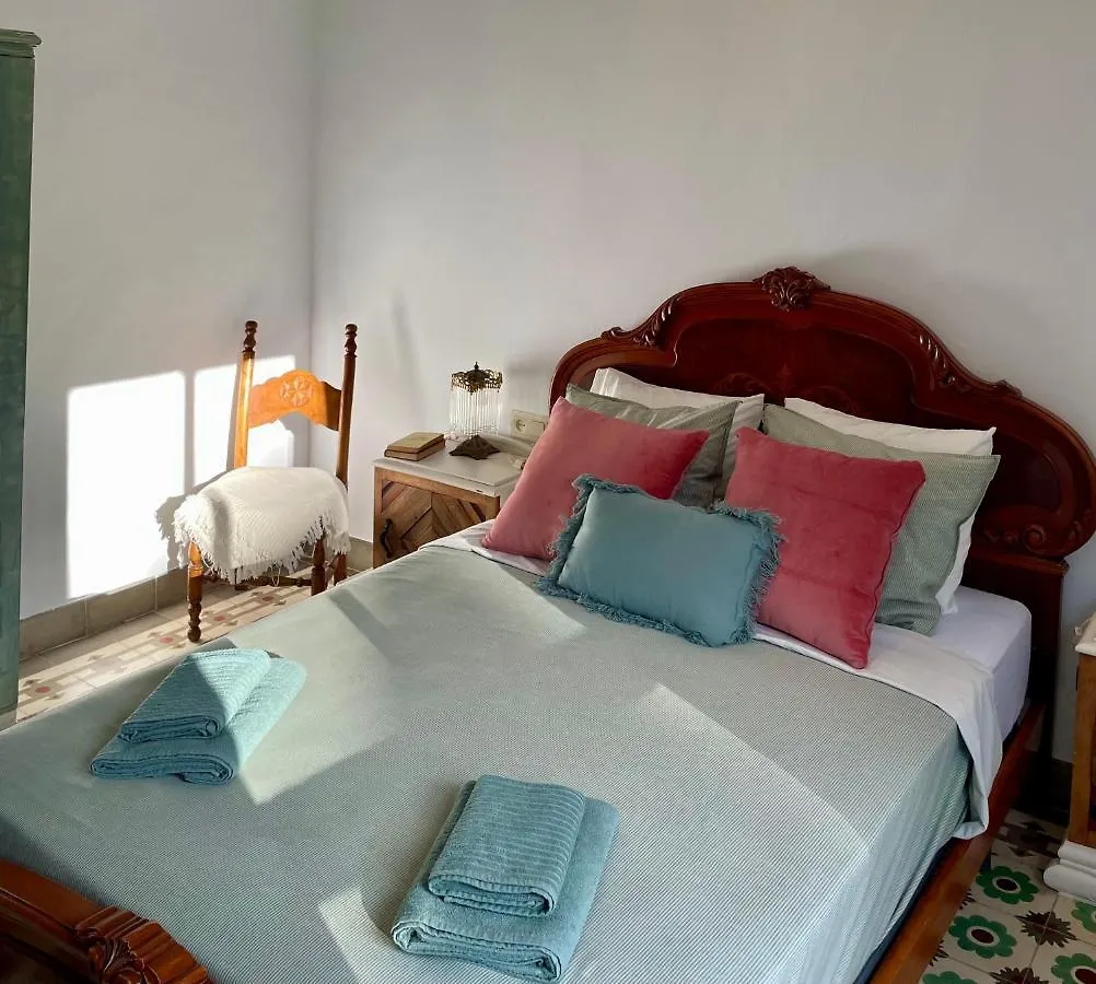Casa Amigos Sorvilan- La Palmera